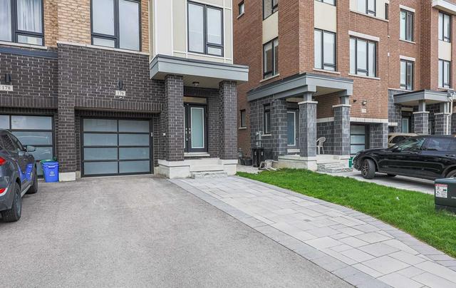 176 Salterton Circ, House attached with 3 bedrooms, 4 bathrooms and 4 parking in Vaughan ON | Image 23