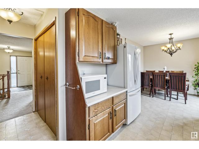 10756 153 Ave Nw, House semidetached with 3 bedrooms, 2 bathrooms and null parking in Edmonton AB | Image 18