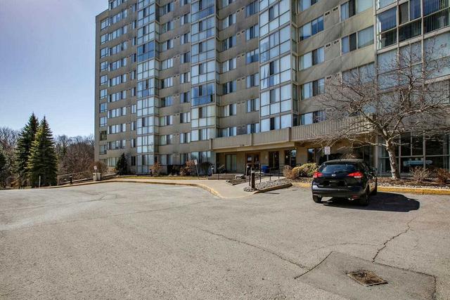704 - 270 Davis Dr, Condo with 2 bedrooms, 2 bathrooms and 1 parking in Newmarket ON | Image 10