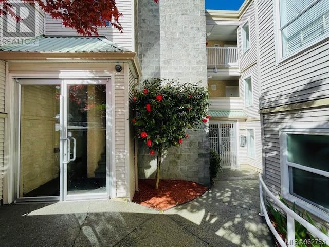 103 - 315 Hecate St, Condo with 2 bedrooms, 1 bathrooms and 1 parking in Nanaimo BC | Image 3