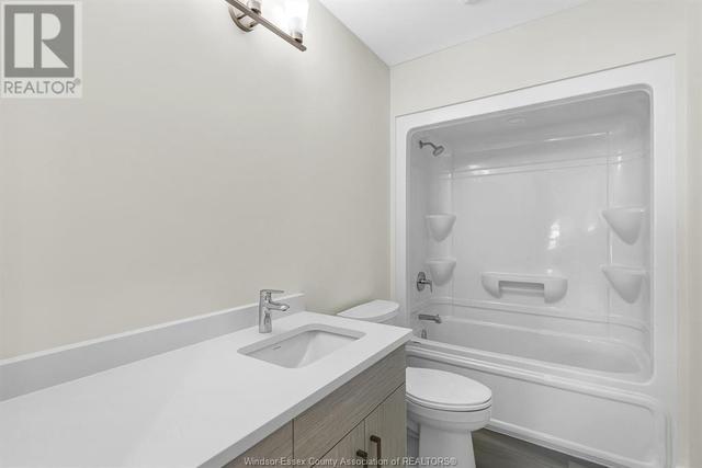 201 - 1740 Sprucewood Ave, Condo with 2 bedrooms, 2 bathrooms and null parking in LaSalle ON | Image 24