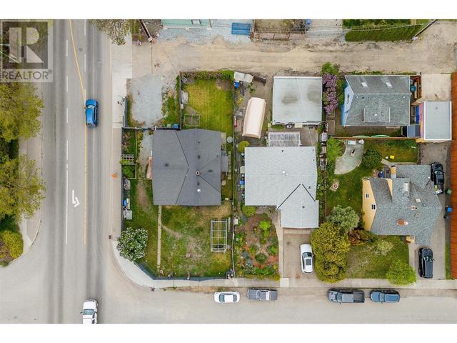 530 Patterson Ave, House detached with 2 bedrooms, 1 bathrooms and 2 parking in Kelowna BC | Image 12