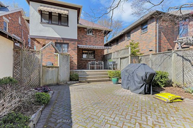 11 Chalmers St, House detached with 3 bedrooms, 1 bathrooms and 3 parking in London ON | Image 36