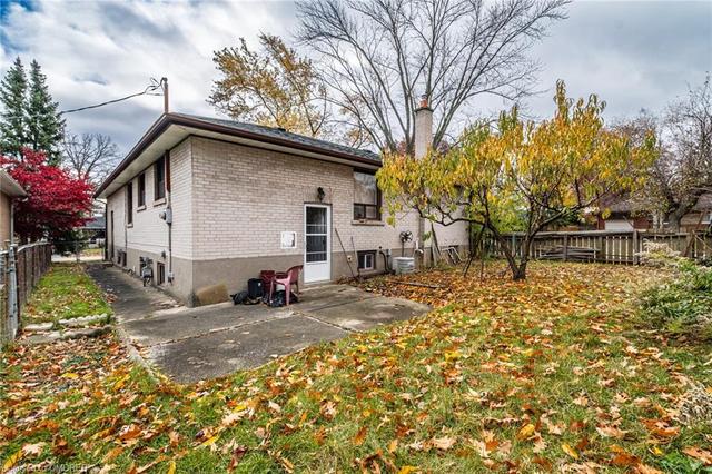 65 Glenmanor Drive, House detached with 3 bedrooms, 2 bathrooms and 3 parking in Oakville ON | Image 14
