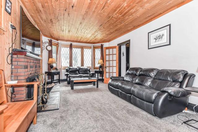106 Spruce St, House detached with 3 bedrooms, 1 bathrooms and 6 parking in Cambridge ON | Image 5