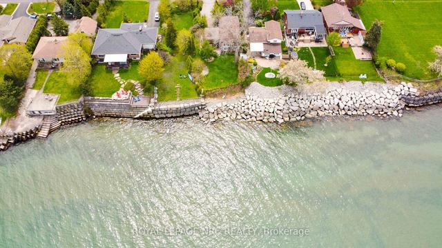 46 Lakeside Dr, House detached with 3 bedrooms, 2 bathrooms and 5 parking in Grimsby ON | Image 1