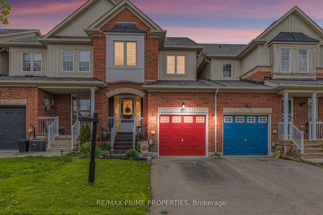 34 Lilly Mckeowan Cres, House attached with 3 bedrooms, 2 bathrooms and 3 parking in East Gwillimbury ON | Image 12