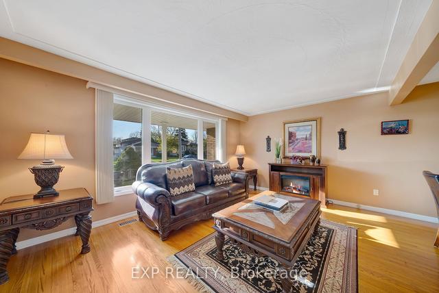 5 Rapallo Dr, House detached with 3 bedrooms, 2 bathrooms and 3 parking in Hamilton ON | Image 37