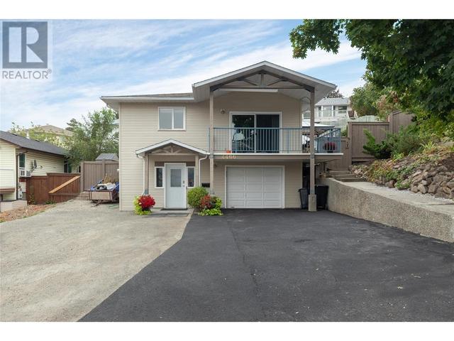 4400 Bellevue Drive, House detached with 3 bedrooms, 3 bathrooms and 5 parking in Vernon BC | Image 1
