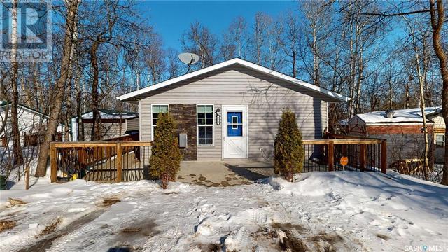 296 Mistashanee Crescent, House detached with 2 bedrooms, 1 bathrooms and null parking in White Bear 70 SK | Image 1