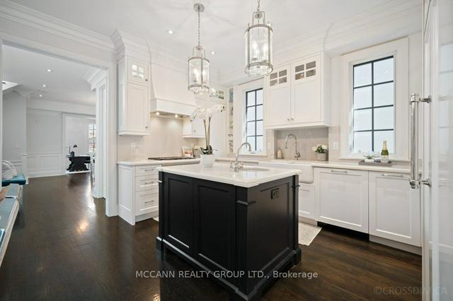 335 Melrose Ave, House detached with 4 bedrooms, 5 bathrooms and 3 parking in Toronto ON | Image 6