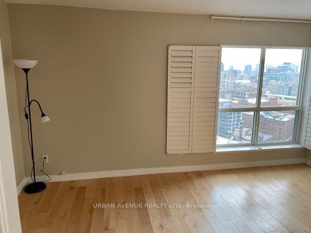 2218 - 25 The Espl, Condo with 2 bedrooms, 2 bathrooms and 0 parking in Toronto ON | Image 4
