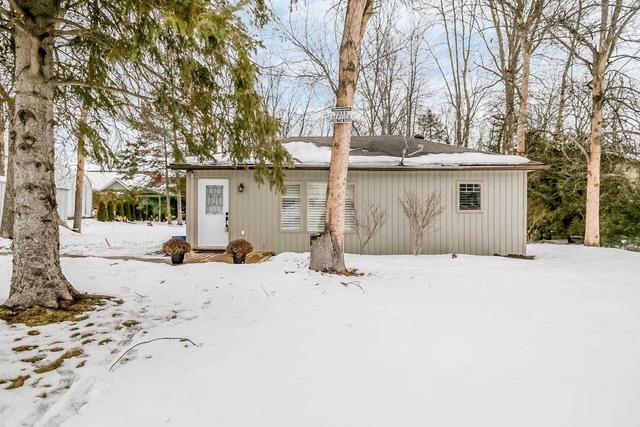 2761 Ireton St, House detached with 3 bedrooms, 1 bathrooms and 4 parking in Innisfil ON | Image 12