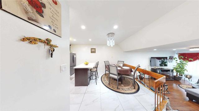 74 - 2901 Jane St, Townhouse with 3 bedrooms, 2 bathrooms and 1 parking in Toronto ON | Image 23