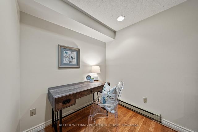 35 Belcourt Rd, House detached with 3 bedrooms, 2 bathrooms and 1 parking in Toronto ON | Image 16