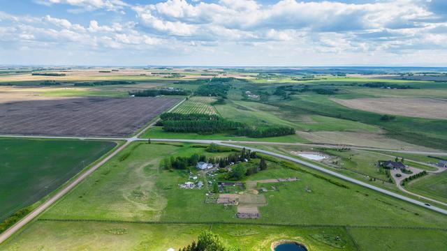 280026 Symons Valley Road, House detached with 4 bedrooms, 2 bathrooms and null parking in Rocky View County AB | Image 25