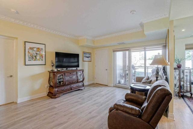 305 - 112 Woodbridge Ave, Condo with 2 bedrooms, 2 bathrooms and 1 parking in Vaughan ON | Image 4