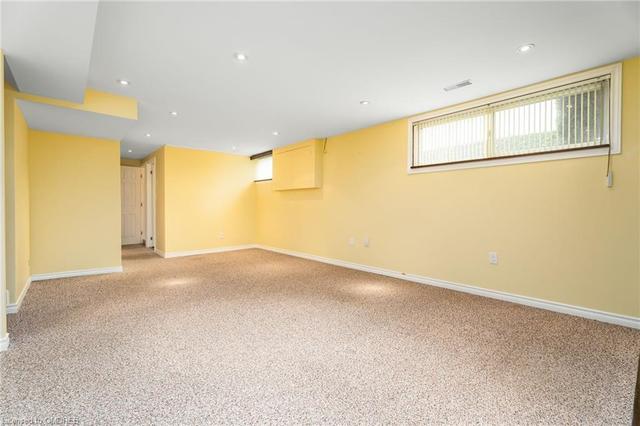 6 Crozier Crt, House detached with 3 bedrooms, 2 bathrooms and 2 parking in Hamilton ON | Image 20