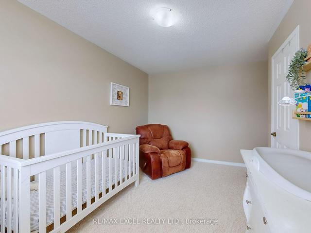96 Chipmunk Cres, House detached with 3 bedrooms, 2 bathrooms and 3 parking in Brampton ON | Image 36