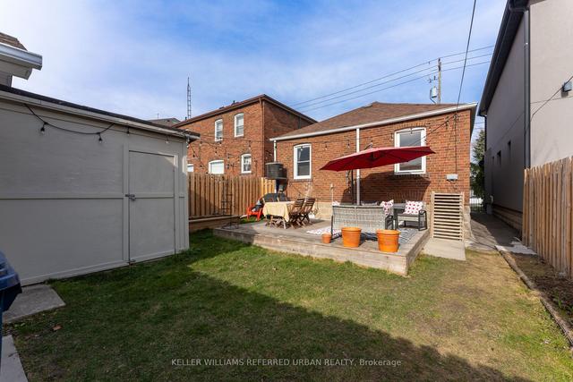 206 Donlands Ave, House detached with 2 bedrooms, 2 bathrooms and 3 parking in Toronto ON | Image 15