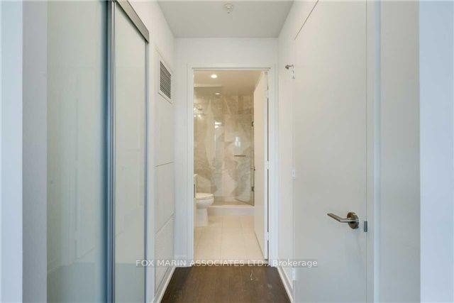 S1407 - 120 Bayview Ave, Condo with 1 bedrooms, 2 bathrooms and 1 parking in Toronto ON | Image 2