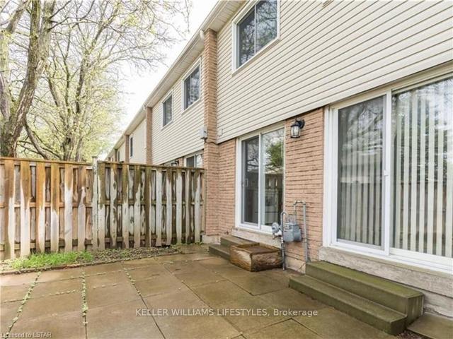 64 - 590 Millbank Dr, Townhouse with 4 bedrooms, 3 bathrooms and 2 parking in London ON | Image 21