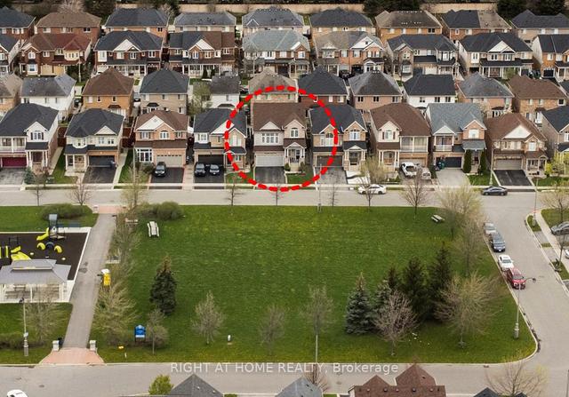 236 Fandango Dr, House detached with 3 bedrooms, 4 bathrooms and 4 parking in Brampton ON | Image 30