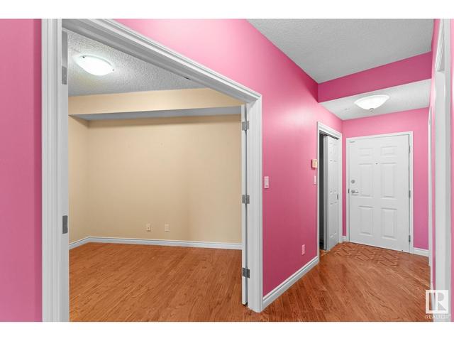 201 - 10108 125 St Nw, Condo with 1 bedrooms, 2 bathrooms and 1 parking in Edmonton AB | Image 7