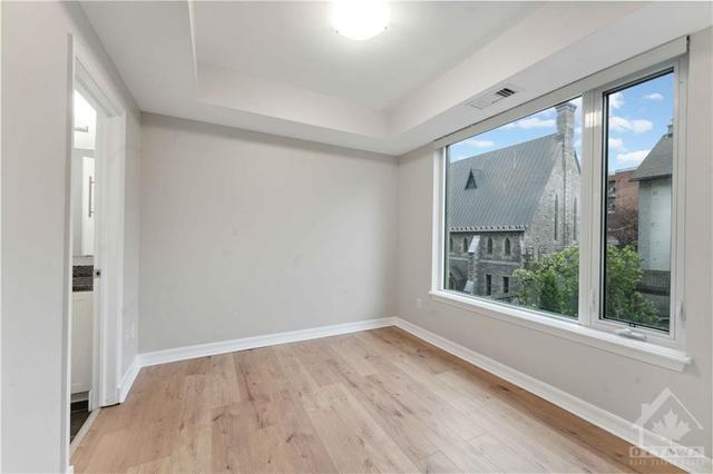 305 - 238 Besserer St, Condo with 2 bedrooms, 2 bathrooms and 1 parking in Ottawa ON | Image 18