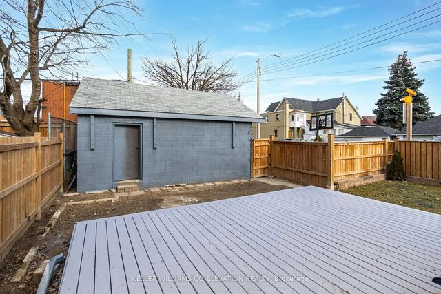 41 Bala Ave, House detached with 2 bedrooms, 2 bathrooms and 4 parking in Toronto ON | Image 26