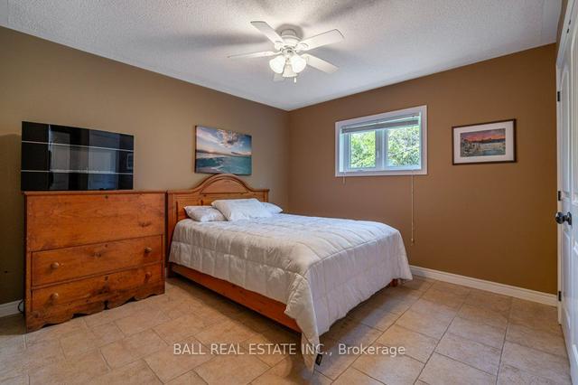 44 Falls Bay Rd, House detached with 1 bedrooms, 3 bathrooms and 6 parking in Kawartha Lakes ON | Image 17
