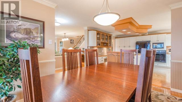8 Pirates Lane, House detached with 4 bedrooms, 4 bathrooms and 2 parking in Nanaimo BC | Image 8