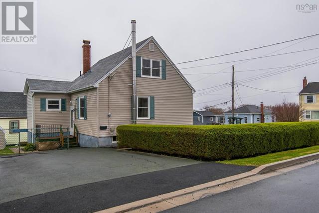 2 Heather St, House detached with 3 bedrooms, 1 bathrooms and null parking in Halifax NS | Image 5