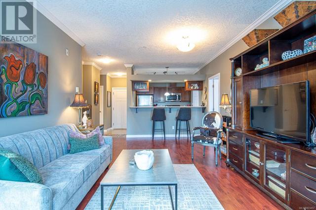 209 - 7088 West Saanich Rd, Condo with 2 bedrooms, 2 bathrooms and 1 parking in Central Saanich BC | Image 13