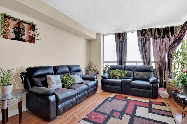 1906 - 400 Mclevin Ave, Condo with 2 bedrooms, 2 bathrooms and 1 parking in Toronto ON | Image 3