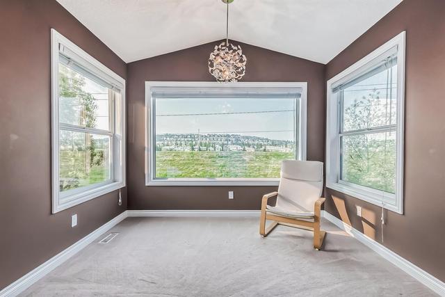70 Discovery Ridge Rd Sw, House detached with 5 bedrooms, 3 bathrooms and 4 parking in Calgary AB | Image 29
