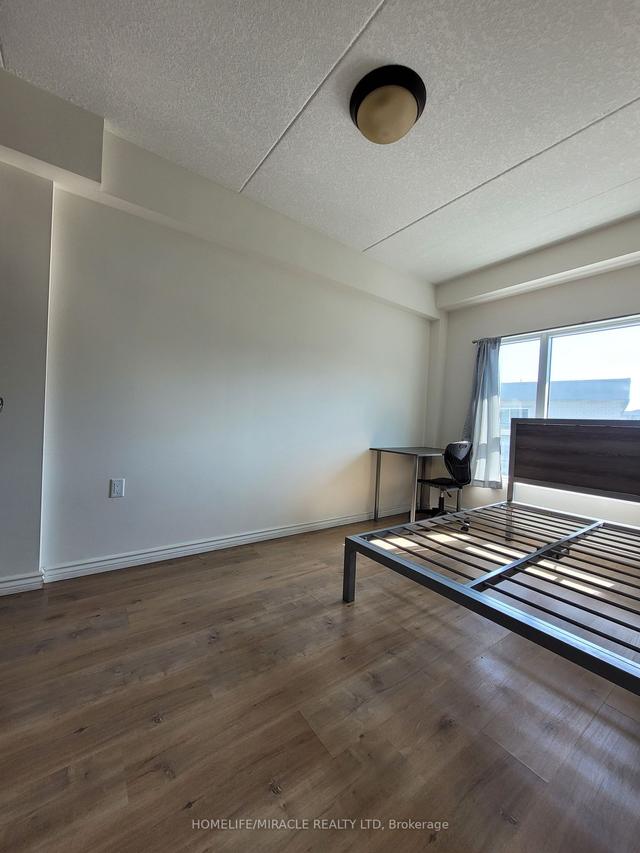 g510 - 275 Larch St, Condo with 2 bedrooms, 2 bathrooms and 0 parking in Waterloo ON | Image 9