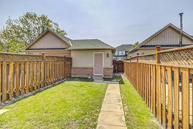 781 Bur Oak Ave, House attached with 3 bedrooms, 3 bathrooms and 2 parking in Markham ON | Image 9
