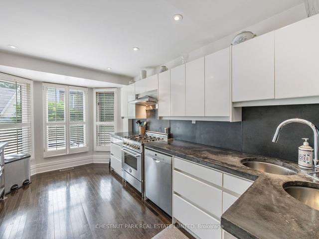 205 Ontario St, House semidetached with 3 bedrooms, 3 bathrooms and 2 parking in Toronto ON | Image 30