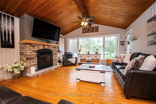 459 County Rd 24, House detached with 4 bedrooms, 1 bathrooms and 10 parking in Kawartha Lakes ON | Image 29