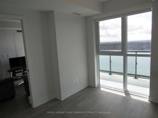 1916 - 2550 Simcoe St N, Condo with 3 bedrooms, 2 bathrooms and 1 parking in Oshawa ON | Image 38