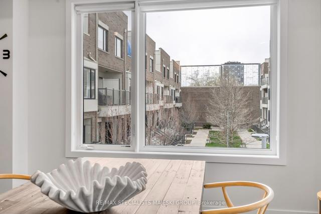 516 - 10 Drummond St, Townhouse with 3 bedrooms, 3 bathrooms and 1 parking in Toronto ON | Image 2