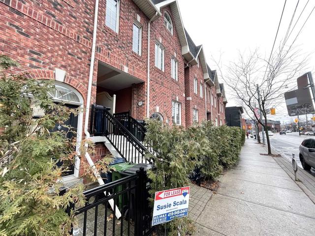 1013a College St, Townhouse with 2 bedrooms, 2 bathrooms and 1 parking in Toronto ON | Image 1