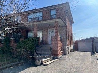 33 Donofree Rd, House semidetached with 3 bedrooms, 2 bathrooms and 6 parking in Toronto ON | Image 1