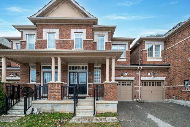 243 Sarah Cline Dr, House attached with 3 bedrooms, 4 bathrooms and 2 parking in Oakville ON | Image 1