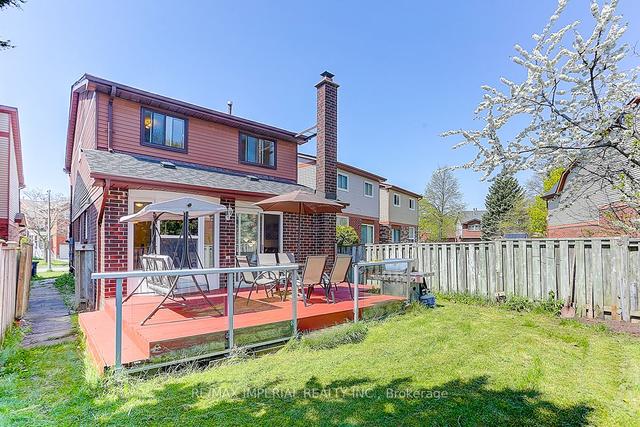 400 Huntsmill Blvd, House detached with 3 bedrooms, 4 bathrooms and 3 parking in Toronto ON | Image 32