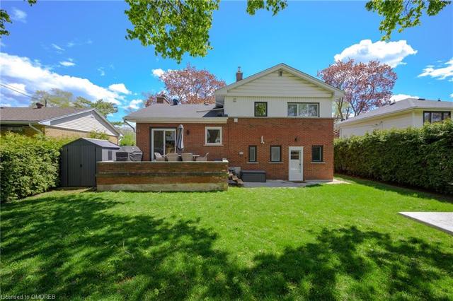 364 East Side Cres, House detached with 3 bedrooms, 1 bathrooms and 5 parking in Burlington ON | Image 29