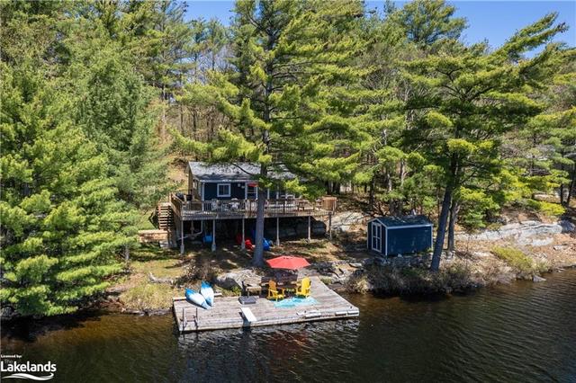 11 Loon Lake Rd, House detached with 3 bedrooms, 1 bathrooms and 6 parking in Gravenhurst ON | Image 1