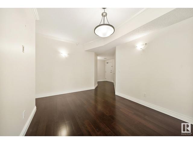 401 - 10232 115 St Nw, Condo with 2 bedrooms, 2 bathrooms and 2 parking in Edmonton AB | Image 6