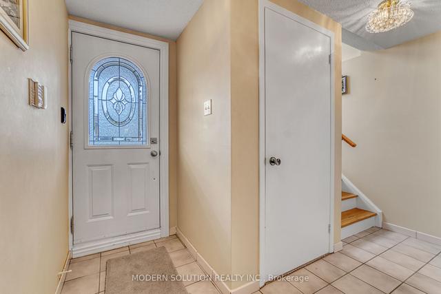 1662 Warren Dr, House semidetached with 3 bedrooms, 3 bathrooms and 4 parking in Mississauga ON | Image 24